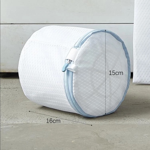Circular Undergarment Laundry Bag - Picture 3 of 4